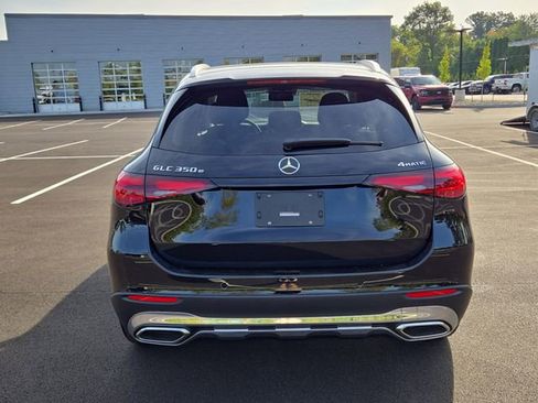 New 2025 Mercedes-Benz GLC 350e 4MATIC image 4