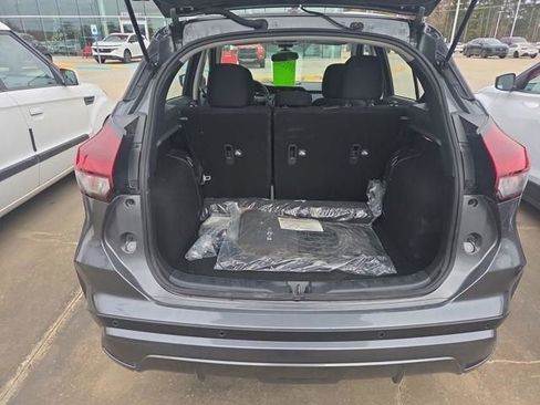 Used 2025 Nissan Kicks Play S image 34