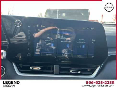 Used 2025 Chevrolet Equinox LT image 28