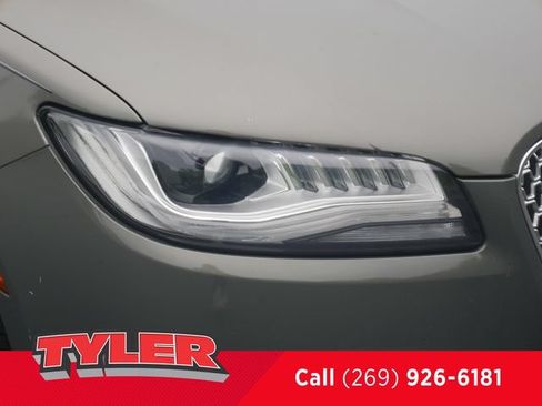 Used 2017 Lincoln MKZ Reserve w/ Climate Package AWD/4WD image 10