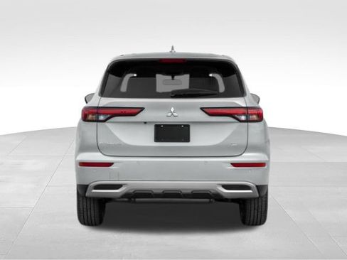 Used 2023 Mitsubishi Outlander SE FWD image 41