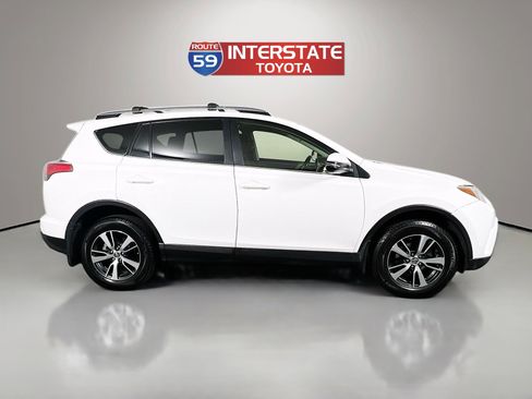 Used 2017 Toyota RAV4 XLE w/ Plus Special Value Package AWD/4WD image 8