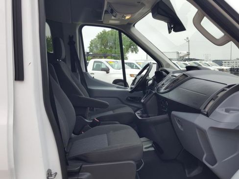 Used 2018 Ford Transit 150 XLT RWD image 24