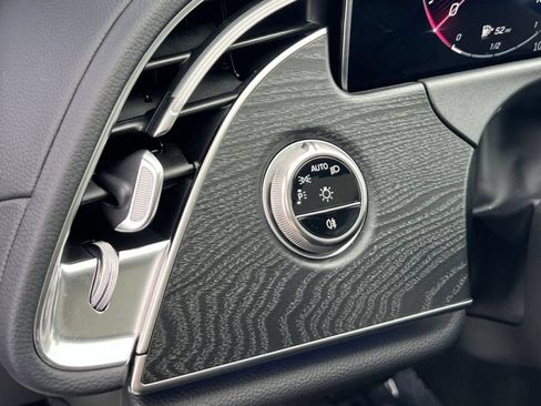 Used 2025 Mercedes-Benz E 450 4MATIC Sedan image 32