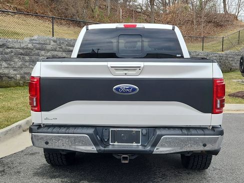 Used 2017 Ford F150 Lariat w/ Equipment Group 502A Luxury image 7