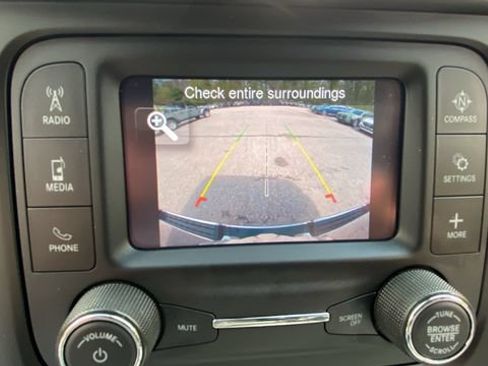 Used 2022 RAM 1500 Big Horn AWD/4WD image 23