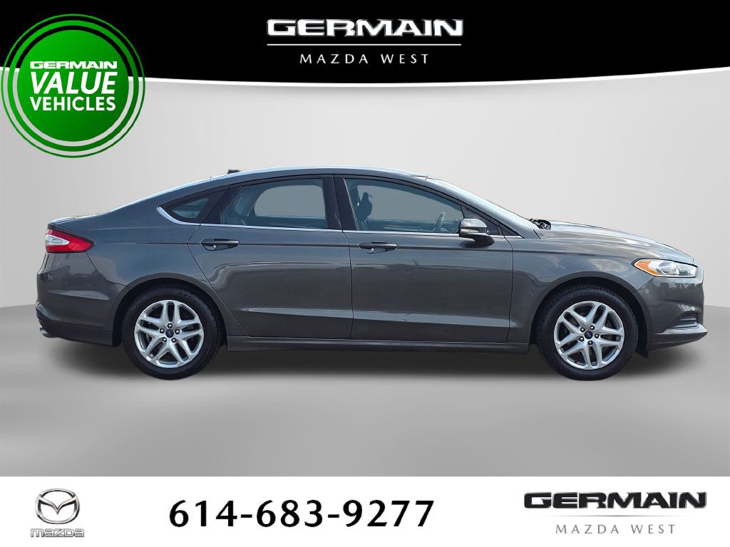 Used 2016 Ford Fusion SE FWD image 6