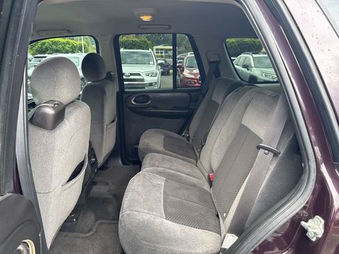 Used 2009 Chevrolet TrailBlazer LT RWD image 6