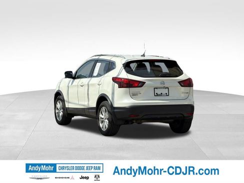 Used 2017 Nissan Rogue Sport SV w/ SV Premium Package AWD/4WD image 5