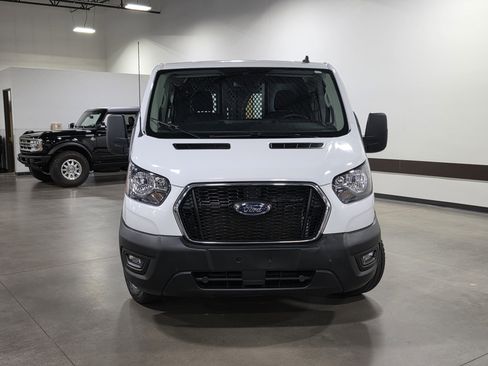 Used 2024 Ford Transit 250 Low Roof w/ Exterior Upgrade Package RWD image 2