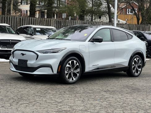 Used 2023 Ford Mustang Mach-E Premium image 2