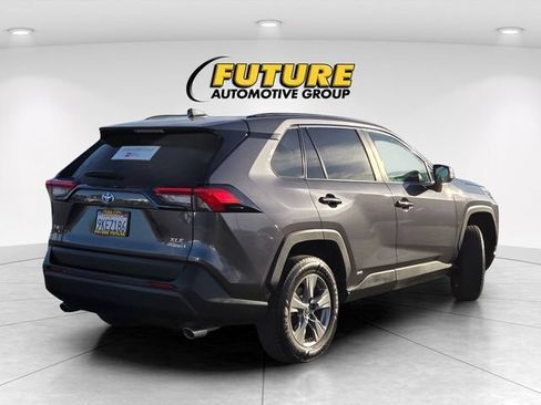 Certified 2023 Toyota RAV4 XLE w/ Convenience Package AWD/4WD image 5