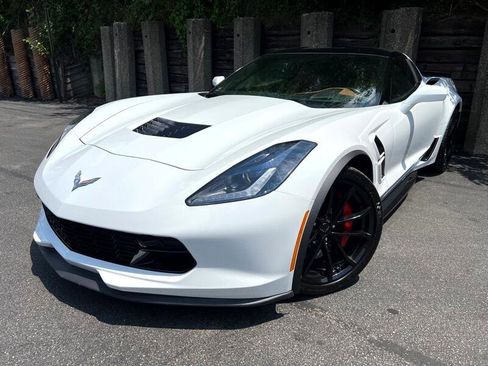 Used 2019 Chevrolet Corvette Grand Sport image 1