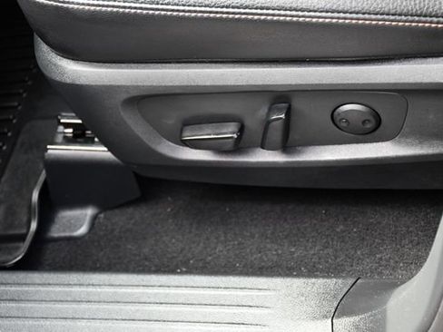 Used 2025 Nissan Pathfinder Rock Creek AWD/4WD image 31