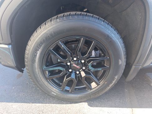 Used 2019 GMC Sierra 1500 Elevation w/ Elevation Value Package AWD/4WD image 7