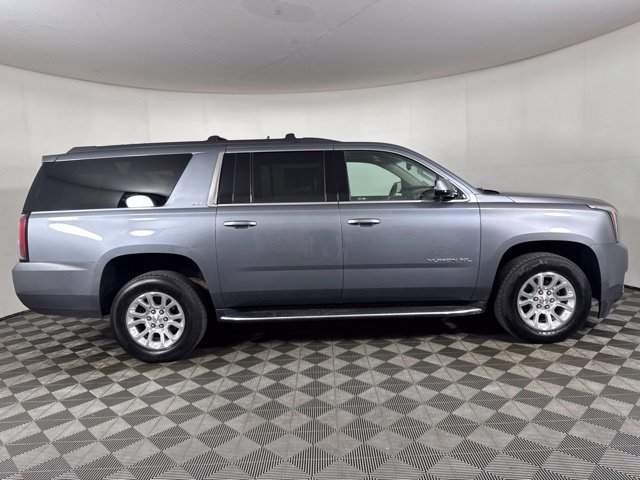 Used 2020 GMC Yukon XL SLT w/ Open Road Package AWD/4WD image 2