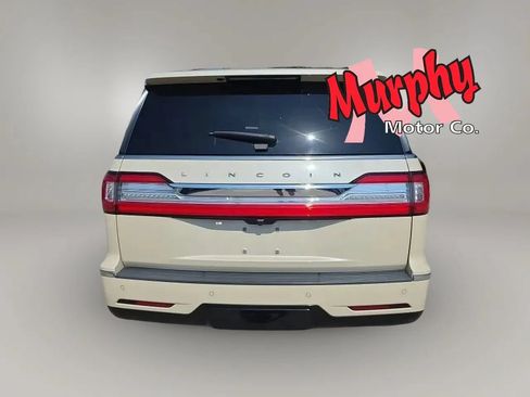 Used 2018 Lincoln Navigator Reserve w/ Technology Package AWD/4WD image 8