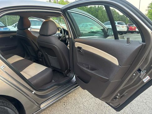 Used 2012 Chevrolet Malibu LT w/ Power Convenience Package FWD image 11