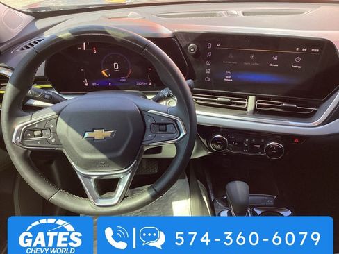 Used 2024 Chevrolet Trax LT w/ Driver Confidence Package image 16