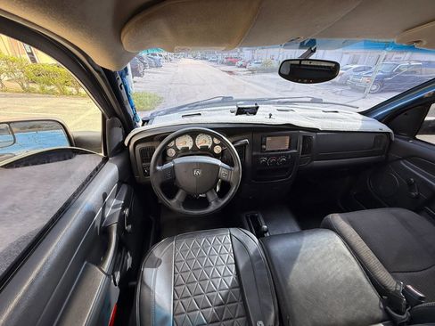 Used 2004 Dodge Ram 1500 Truck ST w/ Trailer Tow Group image 16