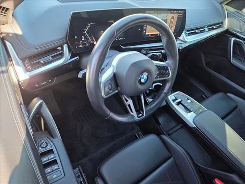 Used 2024 BMW X1 xDrive28i w/ Technology Package image 9