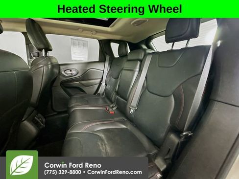 Used 2016 Jeep Cherokee Trailhawk w/ Comfort/Convenience Group image 24