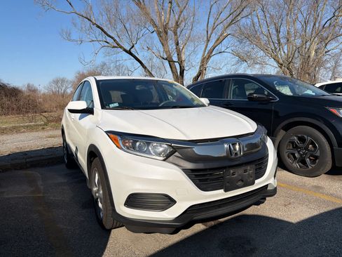 Used 2019 Honda HR-V LX image 7