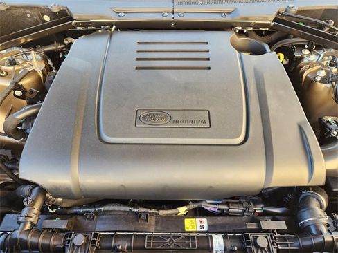 New 2026 Land Rover Defender 110 S image 21