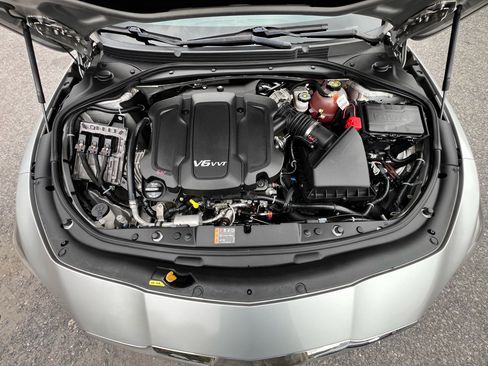 Used 2017 Buick LaCrosse Essence image 30