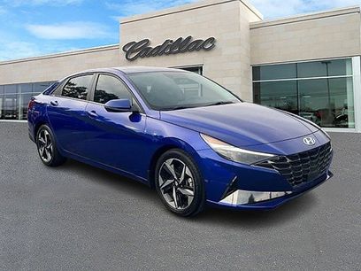 Used 2023 Hyundai Elantra Limited