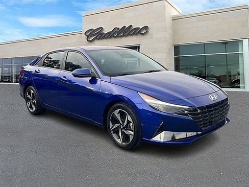 Used 2023 Hyundai Elantra Limited FWD image 1