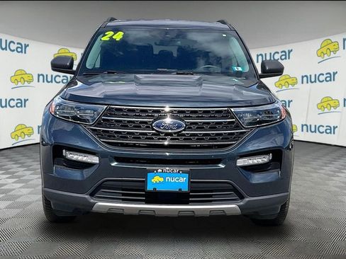 Used 2024 Ford Explorer XLT w/ Equipment Group 202A AWD/4WD image 2