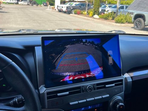 Used 2021 Toyota 4Runner Limited AWD/4WD image 25