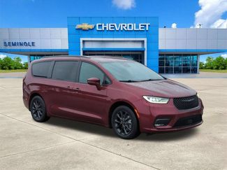 Used 2021 Chrysler Pacifica Touring w/ S Appearance Package FWD video 1