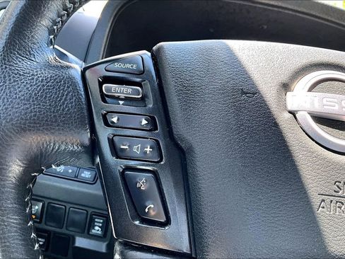 Used 2024 Nissan Frontier SV w/ SV Convenience Package RWD image 13