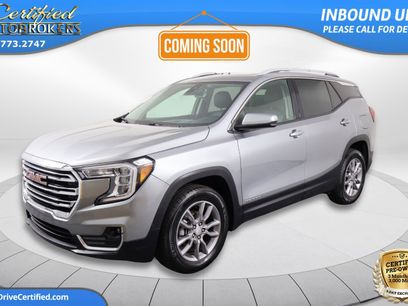 Used 2024 GMC Terrain SLT