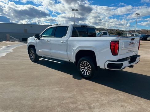 Used 2020 GMC Sierra 1500 AT4 w/ AT4 Premium Package image 3
