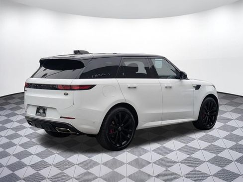 Used 2023 Land Rover Range Rover Sport SE Dynamic AWD/4WD image 5