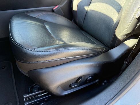 Used 2022 Jeep Compass Latitude image 15