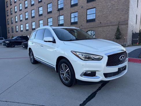 Used 2020 INFINITI QX60 Luxe w/ Essential Package image 25