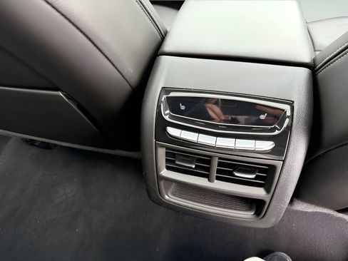 Used 2021 Cadillac XT5 Sportv image 18