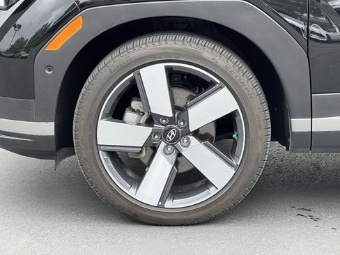 Certified 2024 Hyundai Santa Fe Limited AWD/4WD image 13