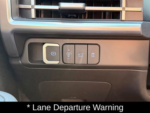 Certified 2026 Hyundai Santa Fe SEL AWD/4WD image 17
