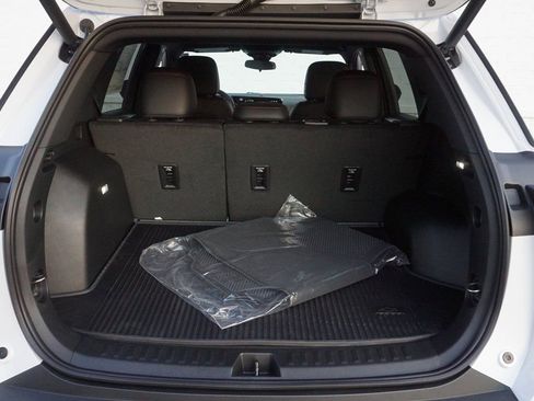 New 2026 Chevrolet Equinox RS w/ Convenience Package III image 28