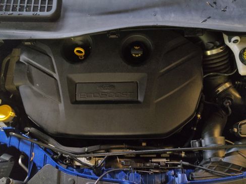 Used 2018 Ford Escape Titanium AWD/4WD image 30