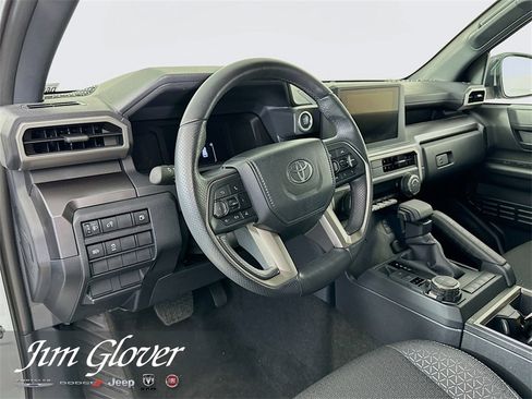 Used 2025 Toyota 4Runner SR5 image 24