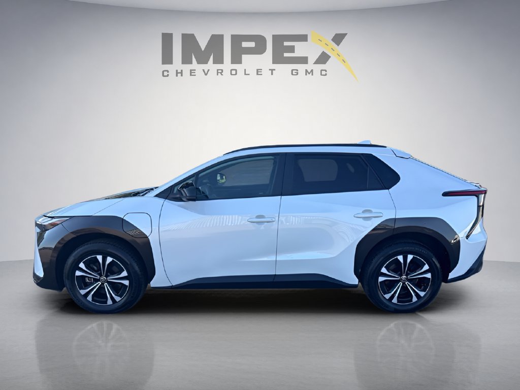 Used 2024 Toyota bZ4X AWD w/ Weather Package image 2