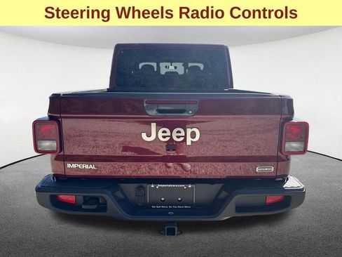 Used 2022 Jeep Gladiator Overland AWD/4WD image 11
