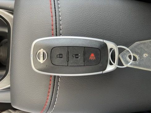 Certified 2025 Nissan Kicks SR FWD image 22