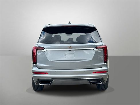 Used 2025 Cadillac XT6 Premium Luxury w/ Technology Package image 15
